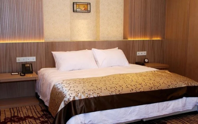 Chalon International Hotel