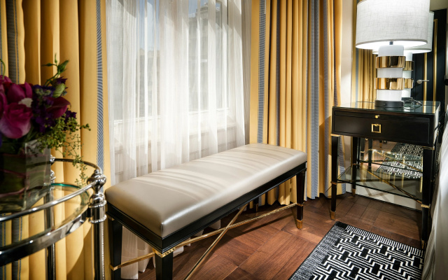 Staypineapple, An Elegant Hotel, Union Square