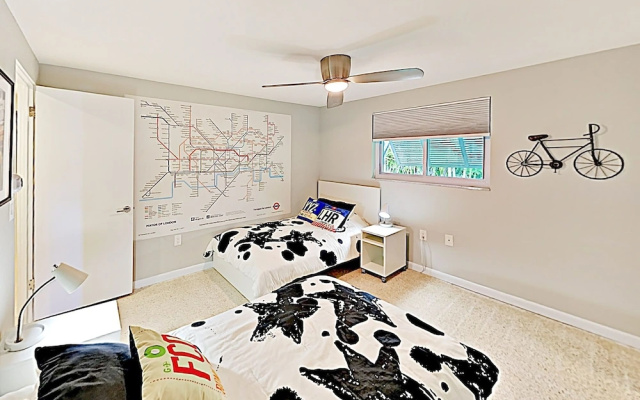 12722 Chatham Dr Home