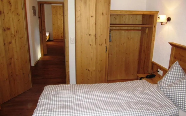 Hotel Bristol