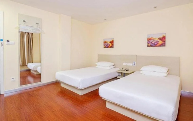 Elan Hotel Chongqing Hechuan Coach Terminal Station