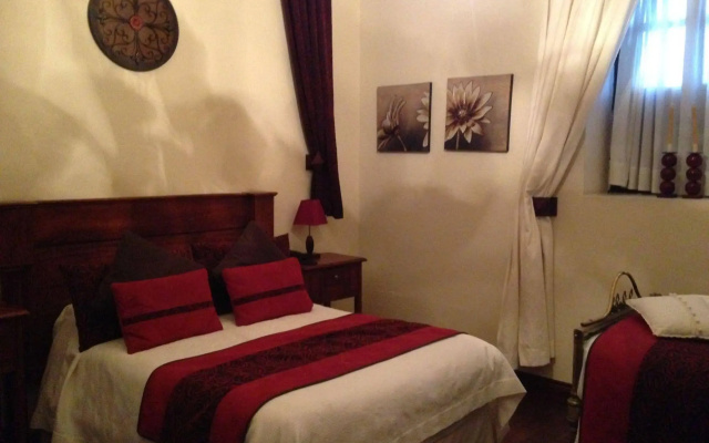 Roka Plaza Hotel Boutique