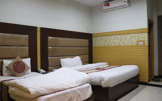 Manat Hotel