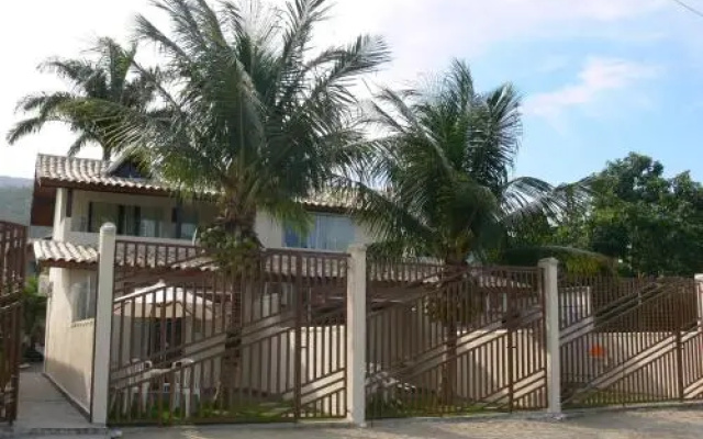 Boulevard Avenida - 13 Aptos Condomínio Pé na Areia