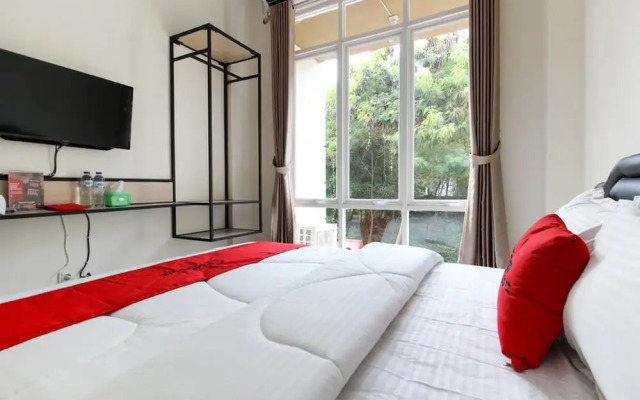 RedDoorz near Jogja City Mall 3