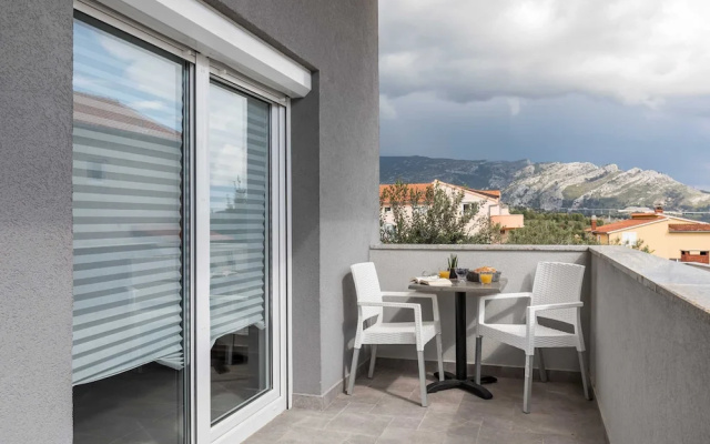 Apartments Villa Salona Sky