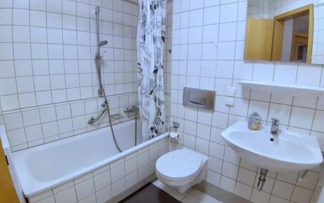 Lea-Apartment, 2 Raum, Balkon Tg Zentral Am Park