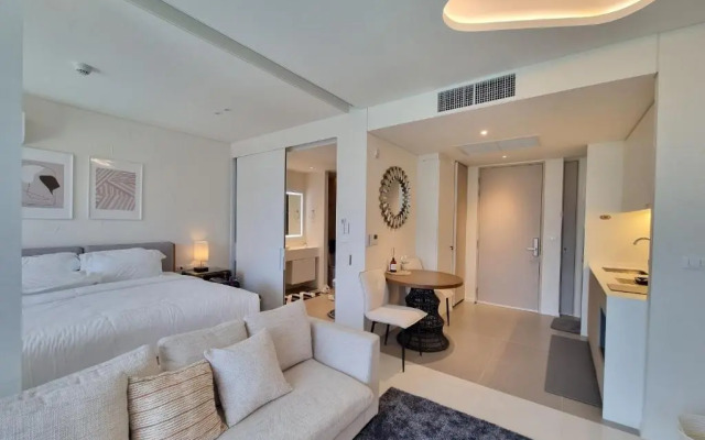 Veranda Residence Hua Hin 1BR Beachfront