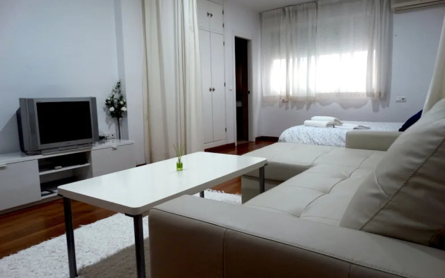 Laportilla Apartments by JITKey
