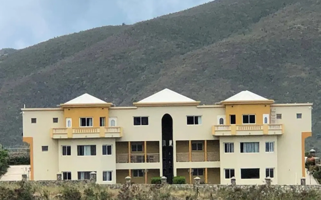 Singh Luxury Apartments With sea View, Apt.3