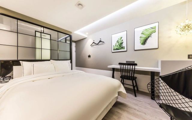HOTEL FORESTAR Sinchon