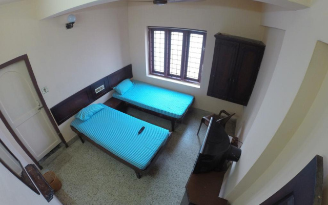 Aravind Guest House
