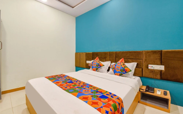 Fabhotel Sky Palace