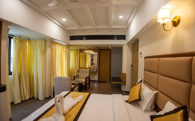 Hotel Grand Sabarees