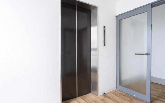 Katakasu Apartment