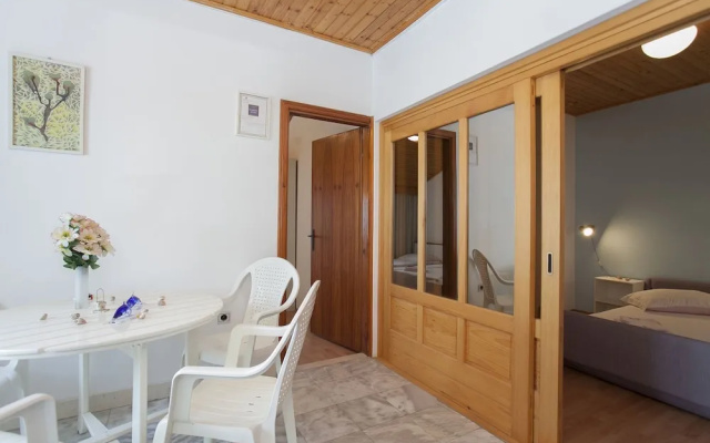Ante - 50m From Beach - A6