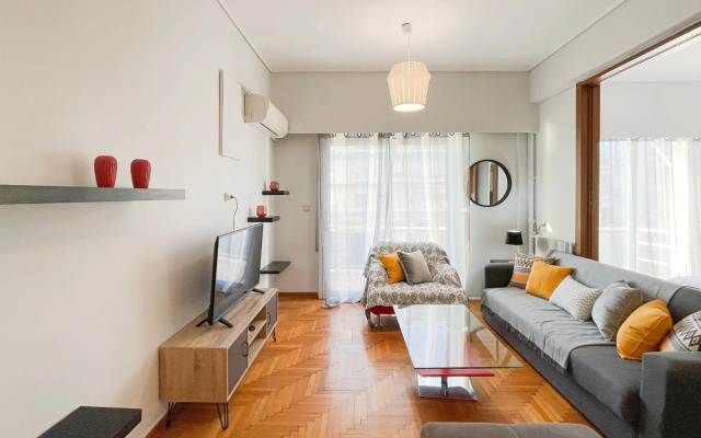 Eolou Sea View 60sqm apt in Paleo Faliro
