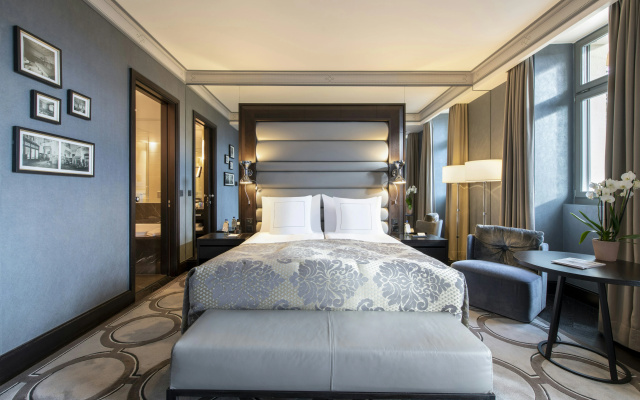 Royal Savoy Hotel & Spa