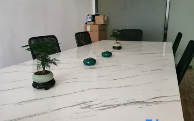 Yue Hotel (Yulin Rong County Xiujiangqiao)