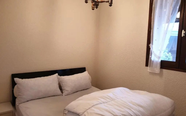 Appartement Le Biot, 2 pièces, 6 personnes - FR-1-573-61