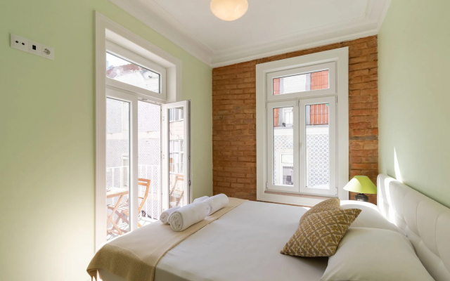 1898 Home & Suites
