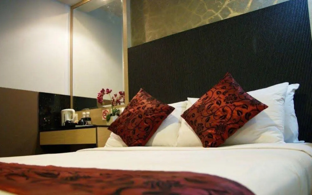 RedDoorz @ Beach Road
