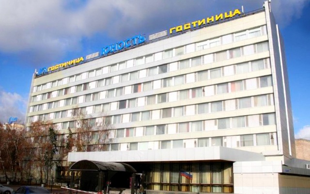 Гостиница Юность вид на фасад