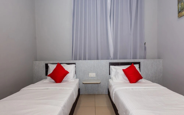 Ho Hotel by OYO Rooms