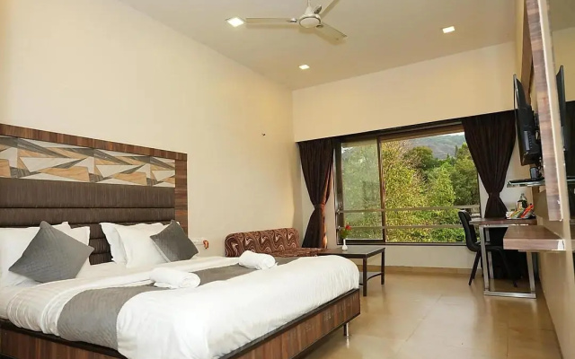 Hotel Lalit Inn