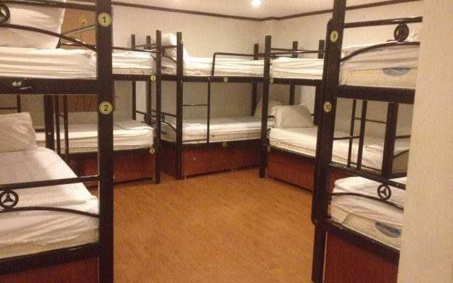 Real Backpackers Hostel Vang Vieng