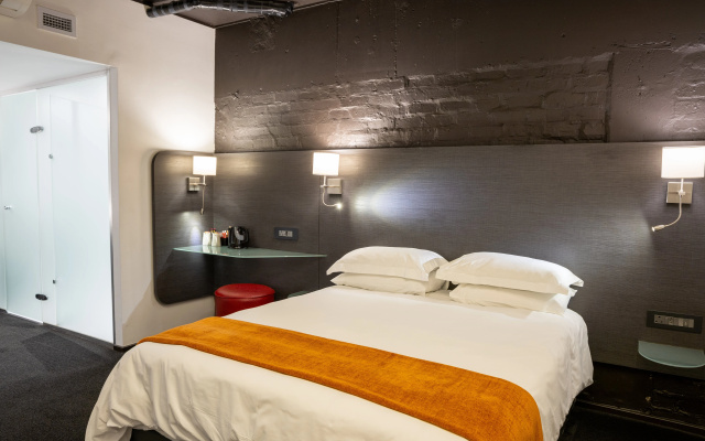 ONOMO Hotel Waterfront