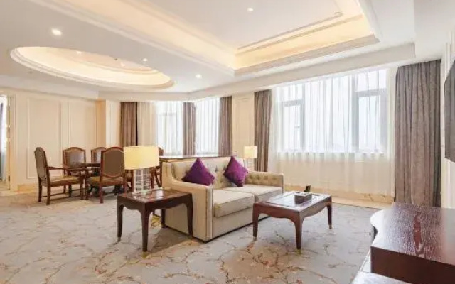 Minjiang Ruibang Hotel