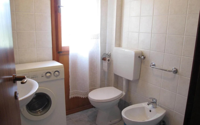 Nice and Cozy Flat at Grado Pineta