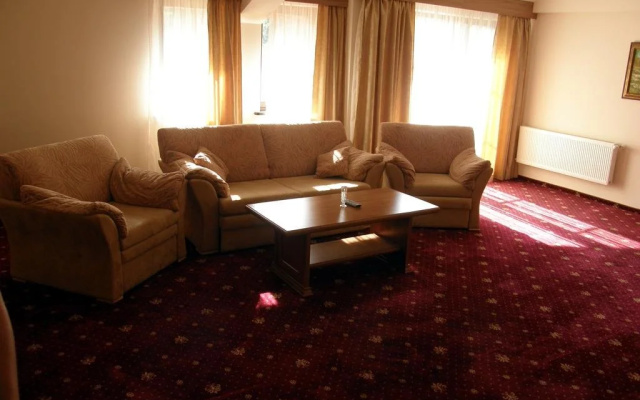 Hotel Center