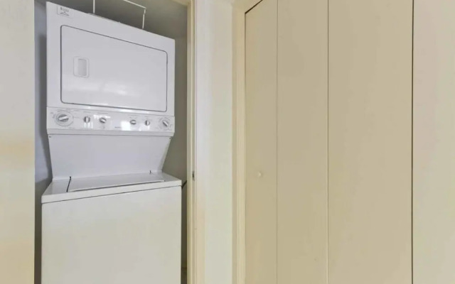 Saida IV Condominium 602