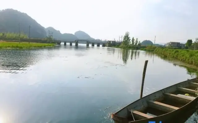 Puzhehei Shuxing Lake View Resort Homestay (Lover's Bridge)