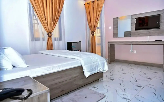 Relax Residences