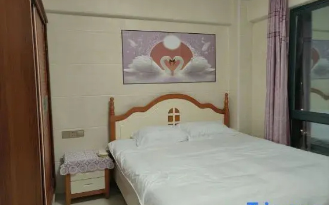 Youyi Theme Apartment (Quanzhou Dongche Station)