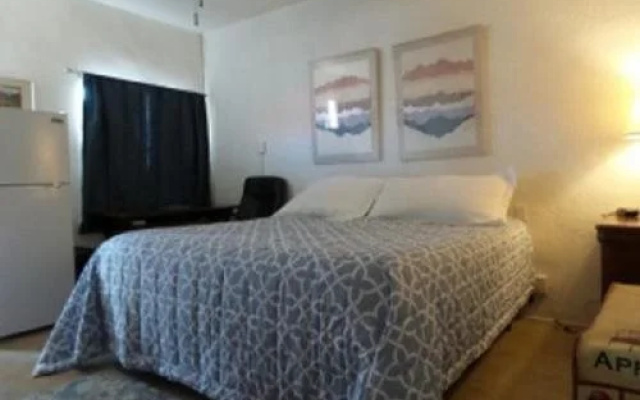 Turner Inn & RV Park