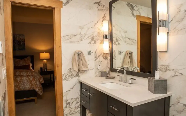 12A Sun Vail - 2 Br Condo