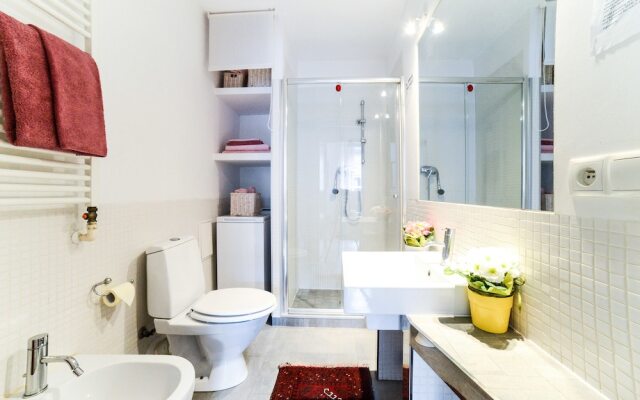 Отель Sunny Apartment in the Old Town Польша, Варшава - отзывы, цены и фото номеров - забронировать отель Sunny Apartment in the Old Town онлайн ванная