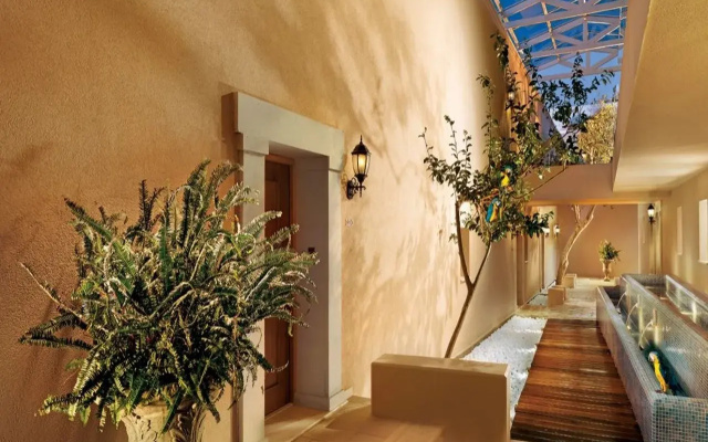 OH! All-Suite Hotel