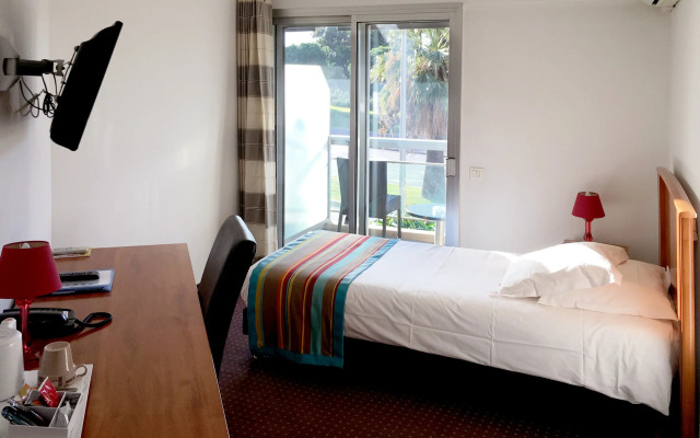 Tiercé Hotel