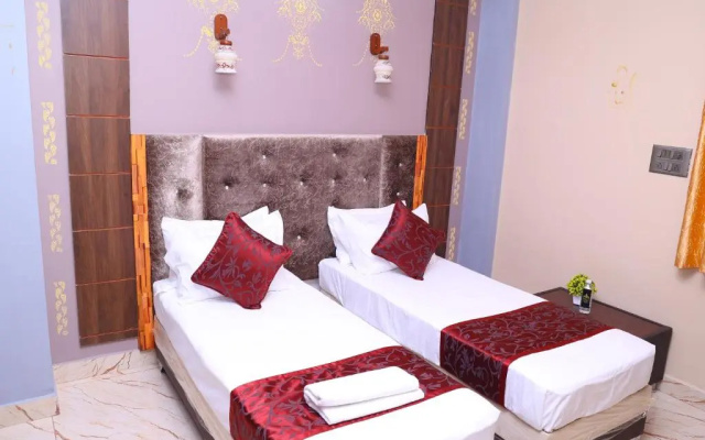 Hotel O by OYO SAS ROYAL GALAXY