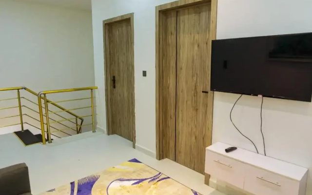 Immaculate 4-bed Apartment in Lekki