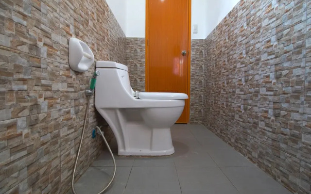 OYO 777 RN Guesthouse
