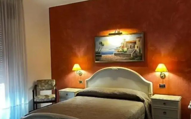 Hotel Rey'S