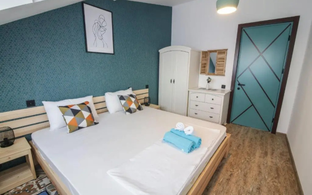 A lovely 2-bedroom apartment in central Tbilisi