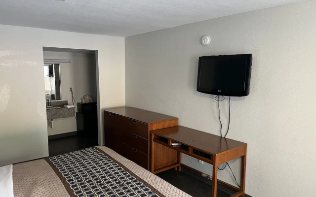 Rodeway Inn