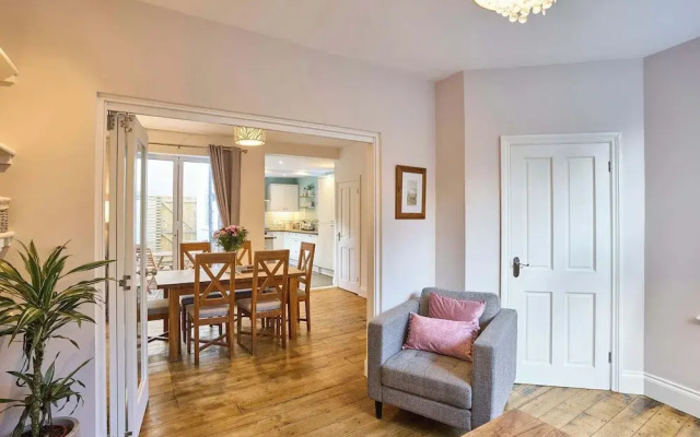 Host Stay Prince of Wales Road
